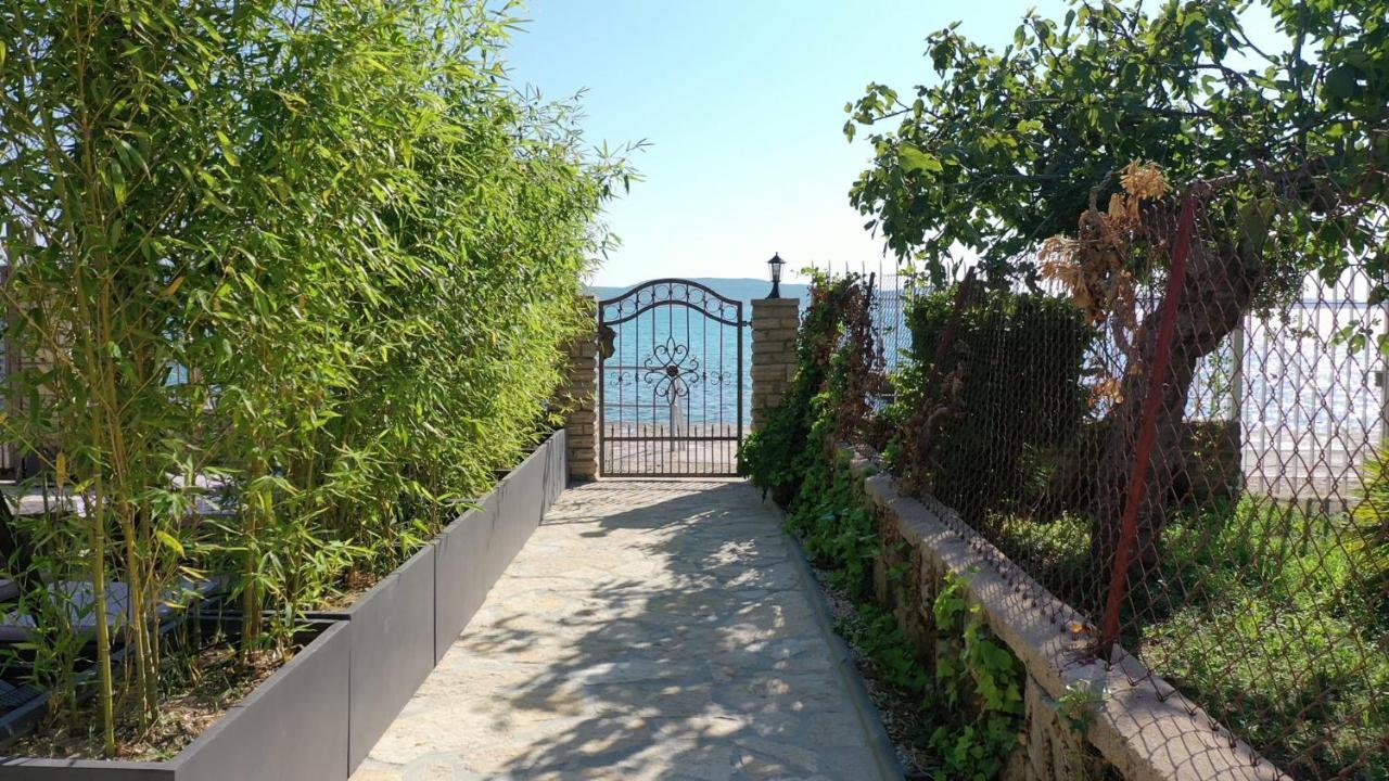 Villa Lukas Sukosan Ngoại thất bức ảnh