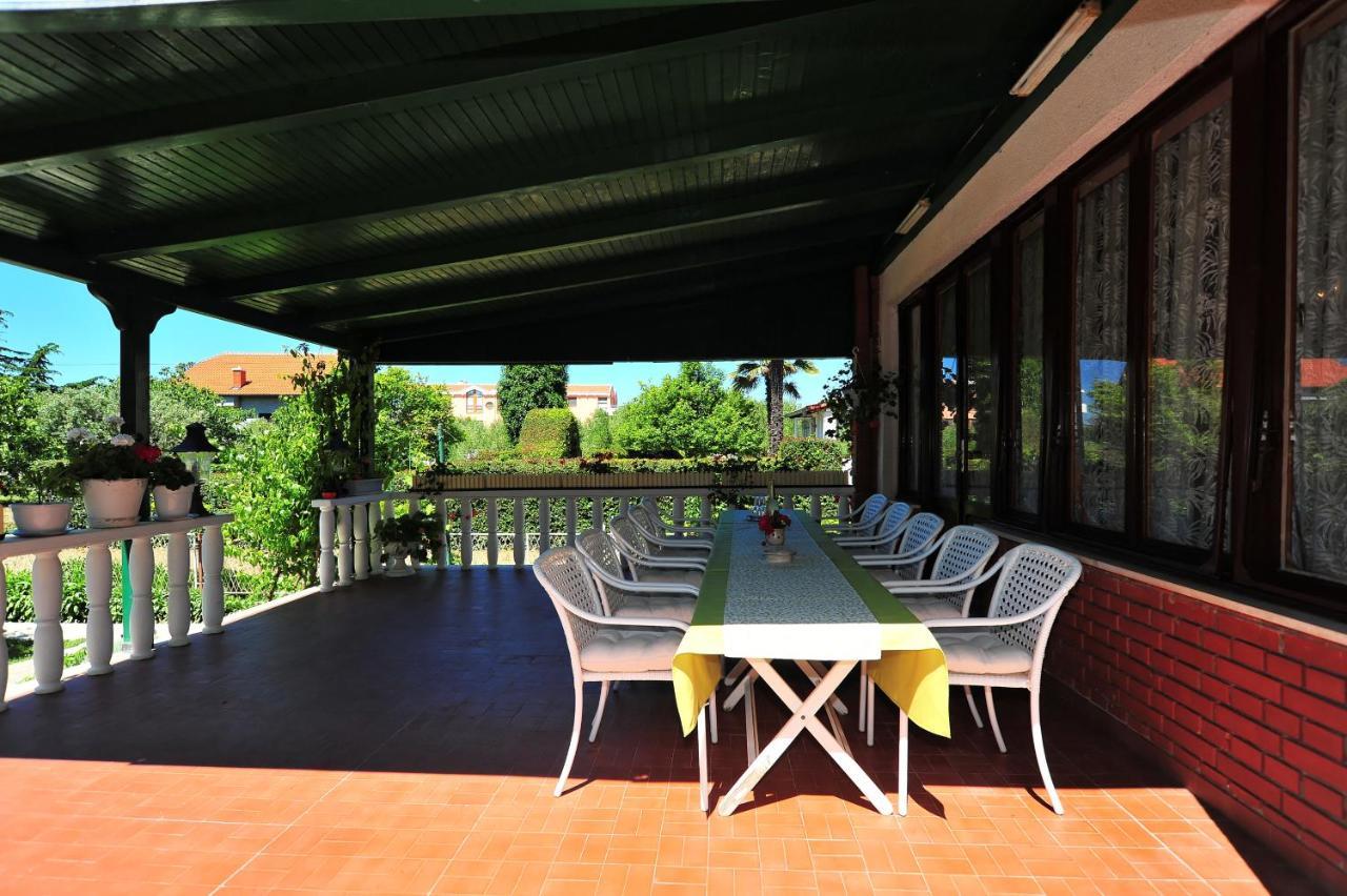 Villa Lukas Sukosan Ngoại thất bức ảnh